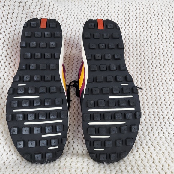 Nike Waffle One Women's Size 8 Active Fuchsia University Gold DC2533-600 - Picture 10 of 13